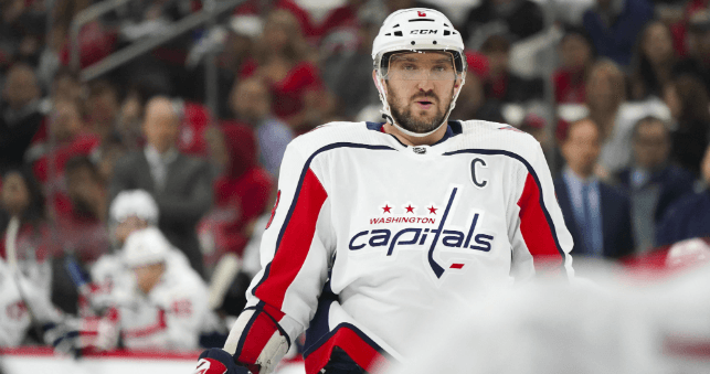 Stanley Cup Favorites Shift as Lightning Lose in Round One