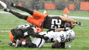 On The Money | NFL Week 8 Betting Recap: Bookies, Weather Win