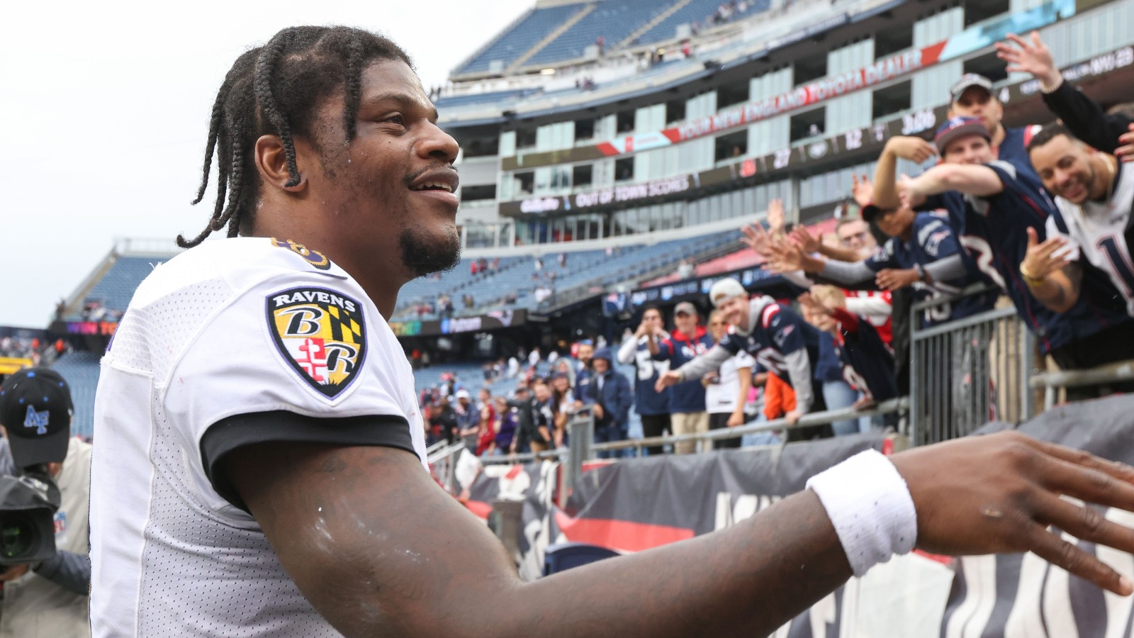 Best NFL DFS Week 4 Plays & Value Picks for Sunday